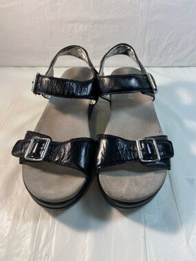 Algeria women’s sandals